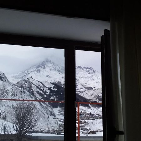 Hotel Cozy House Kazbegi Exterior foto