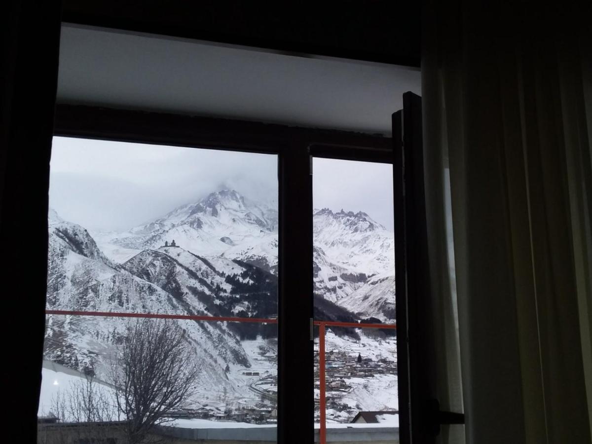 Hotel Cozy House Kazbegi Exterior foto